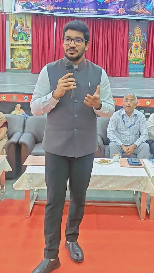 DM/DEO West Delhi tweet media