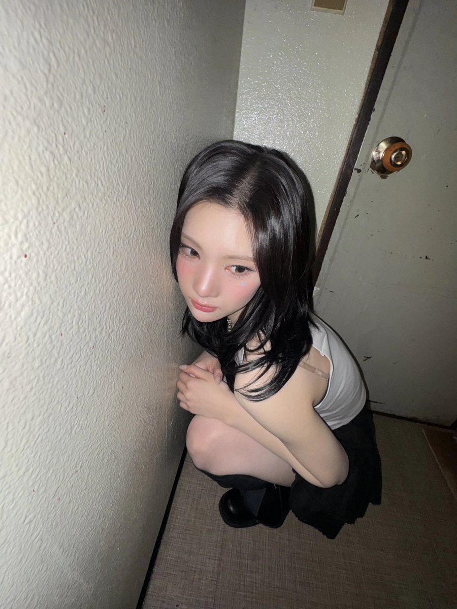 쭌히 tweet media