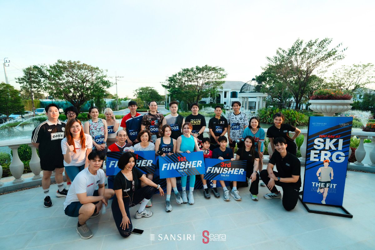 searasportsth's tweet photo. SEARA x @SansiriPLC : The Fit Affair @ เศรษฐสิริ วัชรพล-เทพรักษ์ 💪

กิจกรรม Mini HYROX รูปแบบ Hybrid Training ที่ท้าทายทั้งพละกำลังและความแข็งแกร่งของจิตใจ

#SearaSports #เศรษฐสิริ #วัชรพล #เทพรักษ์ #Setthasiri #Watcharapol #Theprak #SansiriCommunity #Sansiri https://t.co/T1HLVfd2I4