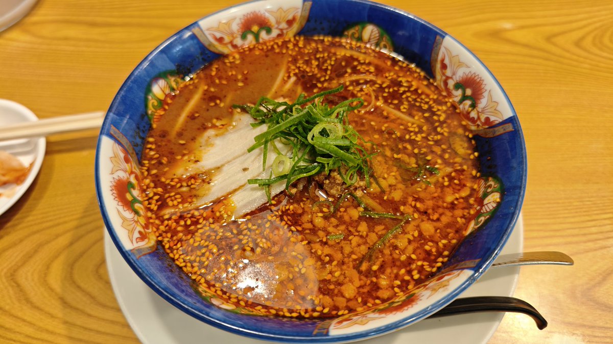 jum_bo_bot's tweet photo. ジャンボ・ディナー https://t.co/dJcZfob64U