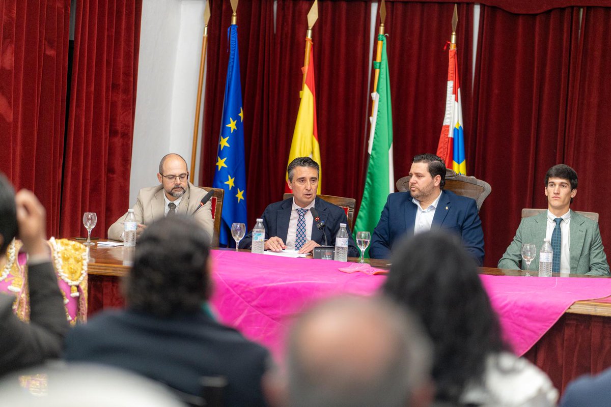 Diputación de Badajoz tweet media