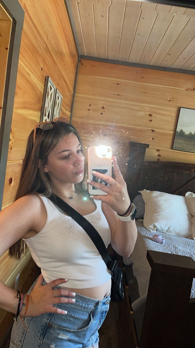 emily 𑣲 tweet media