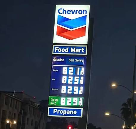 shannonrwatts tweet picture