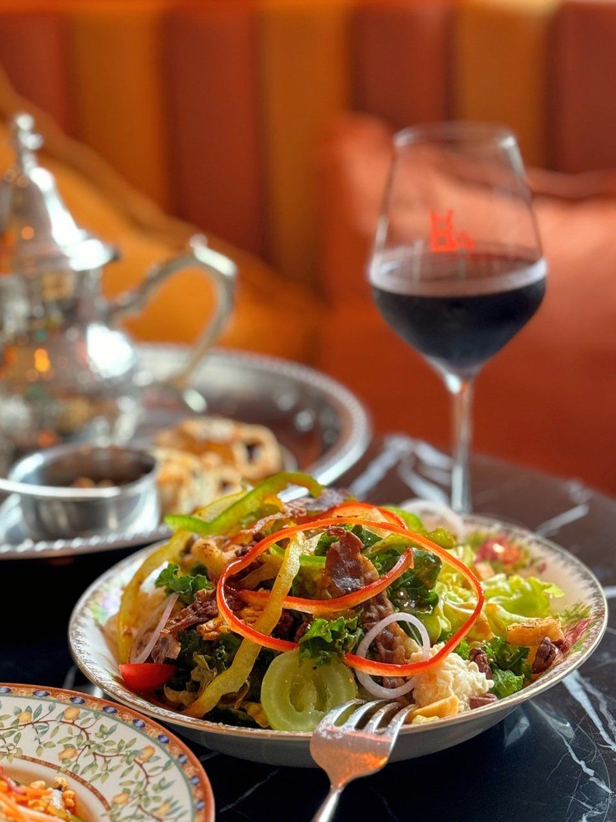 santeyago miller tweet media