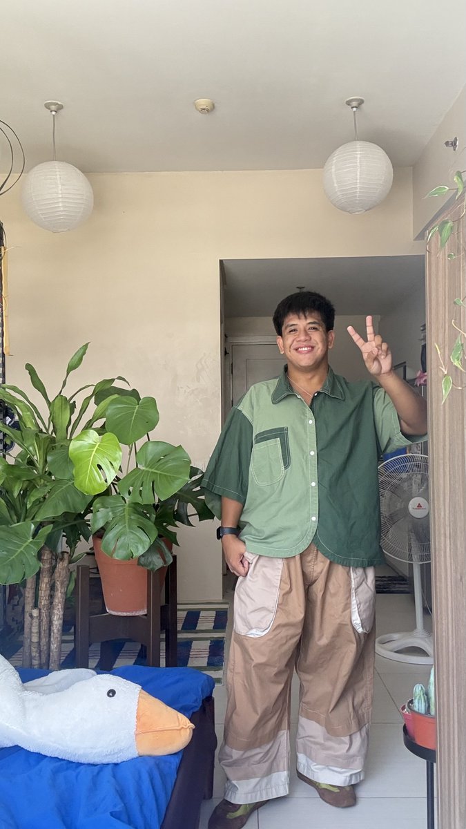 ncsanj's tweet photo. this week’s office outfits ✨ https://t.co/DrmSA1tGBj