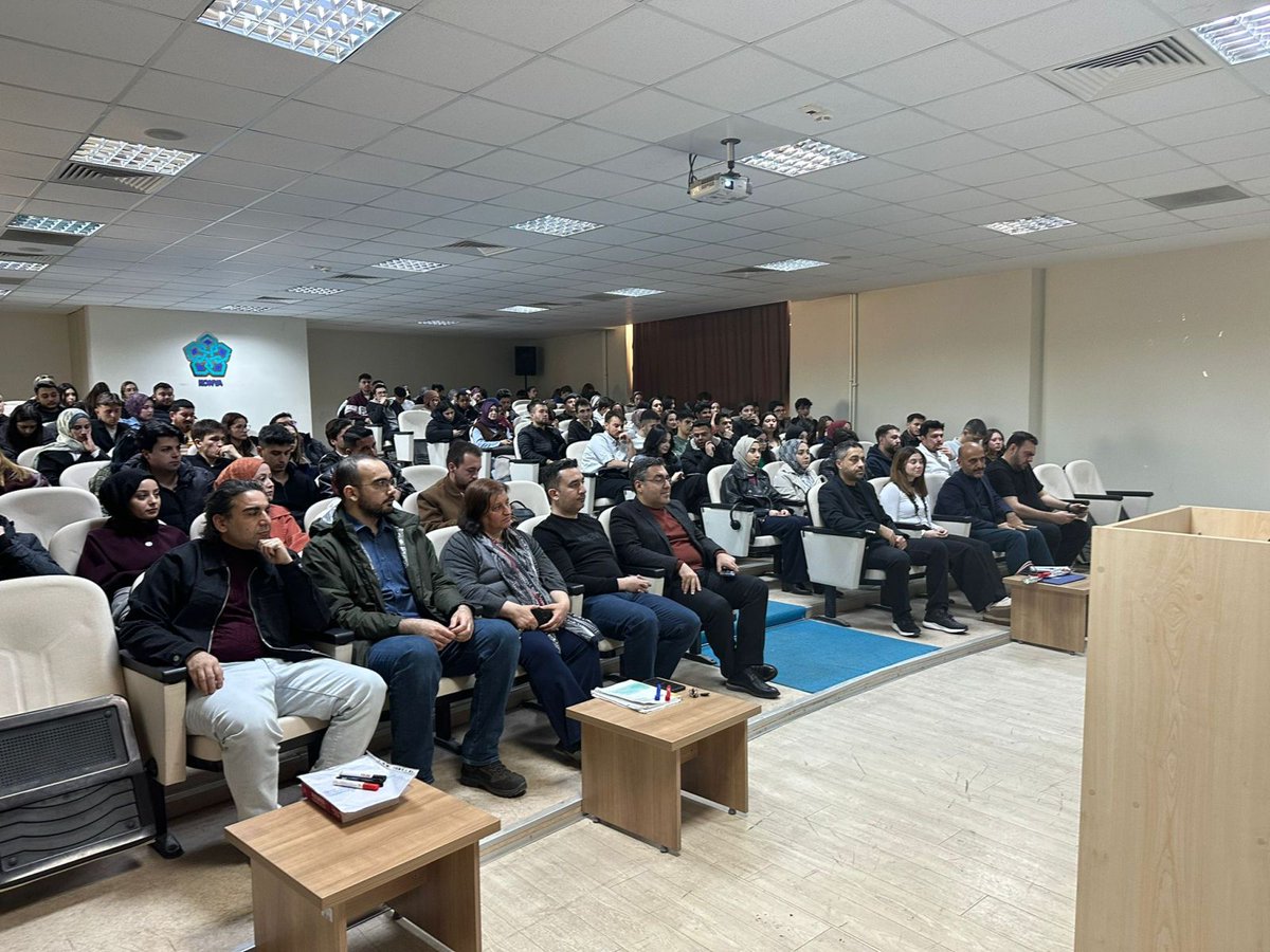 ubf_neu's tweet photo. Fakültemizde Lisans Öğrencilerine Yönelik Proje Bilgilendirme Sunumu Gerçekleştirildi

https://t.co/k8T1TVFhDu

@NEUniversitesi @kocaoglu_m https://t.co/nMyYVFTx7s
