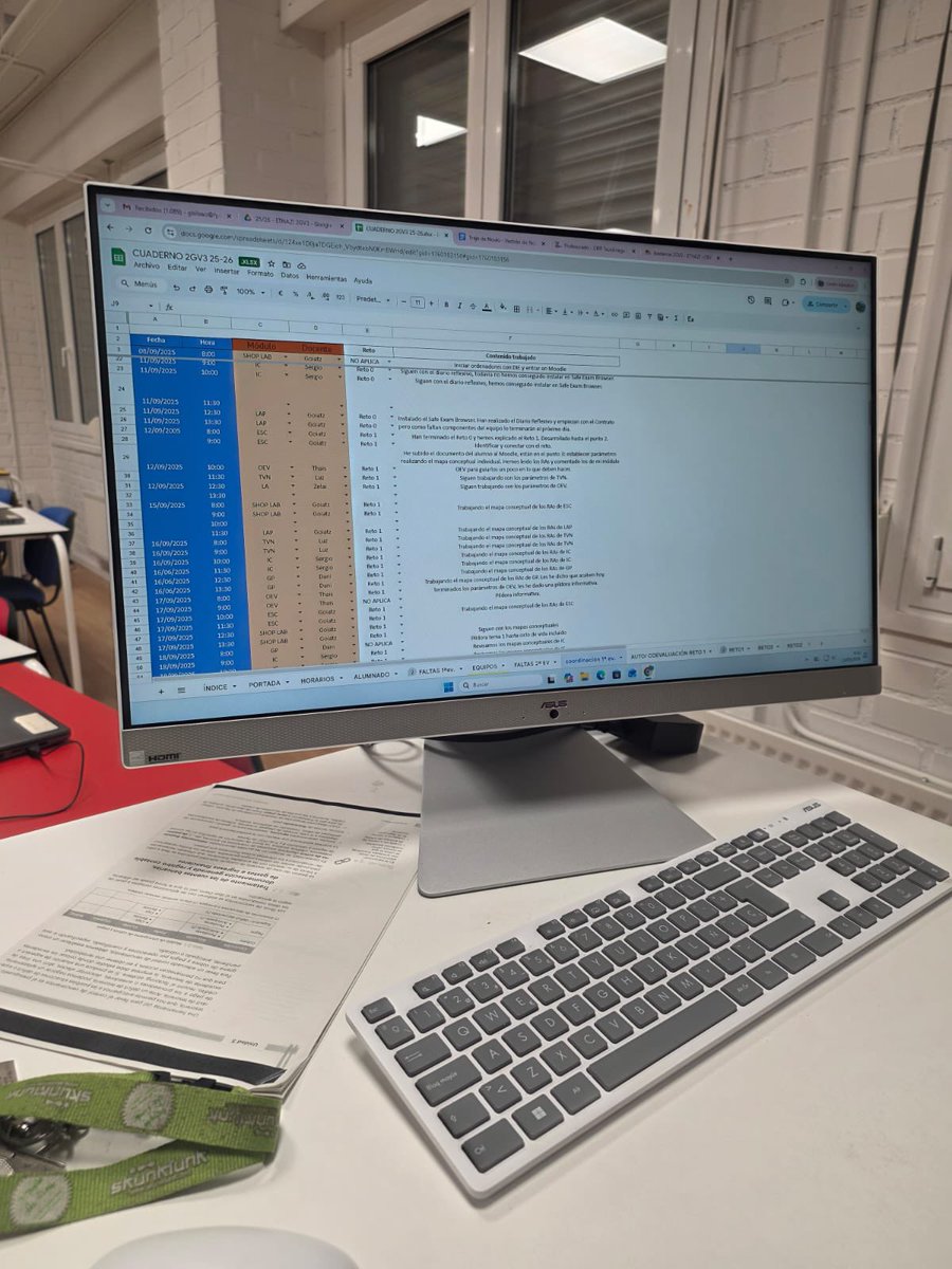jarmapd's tweet photo. Dos días intensos de formación en el CIFP Txurdinaga LHII.

He participado en unas jornadas centradas en el modelo HETHAZI, con intervenciones y presentaciones desde la familia profesional de Servicios Socioculturales y a la comunidad
#FormaciónProfesional  #CIFPTxurdinaga https://t.co/ouZfB9LYca