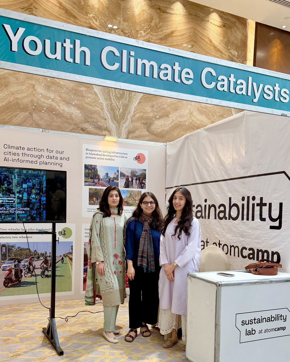 atomcamp tweet media