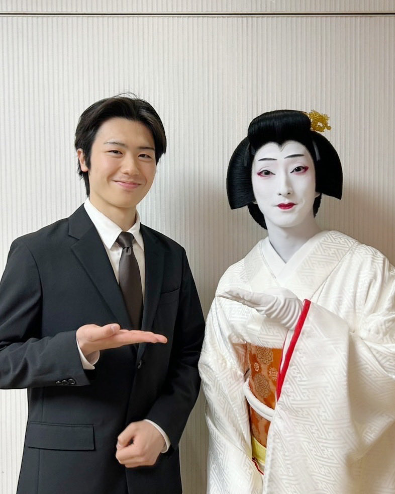 本日3月13日は巡業五ヶ所目の東京・大田区の大田区民ホールアプリコ
