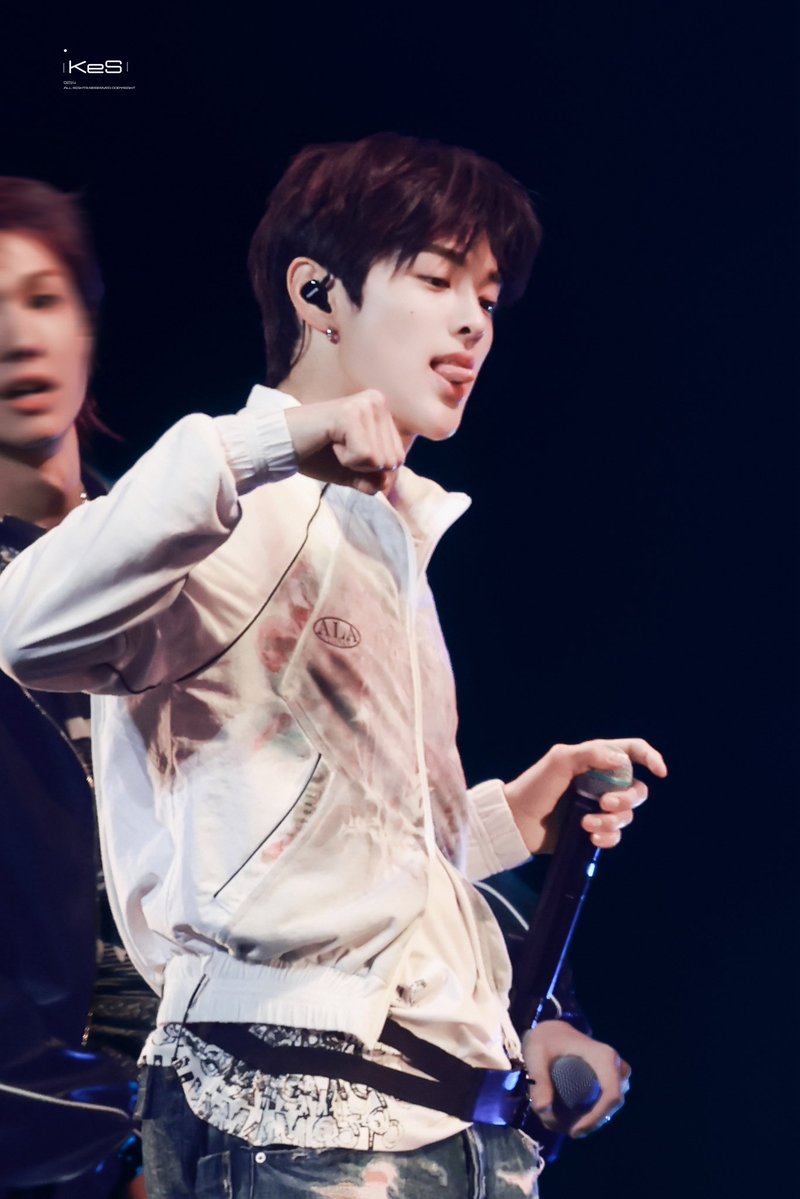 𝑲𝒆𝑺 tweet media