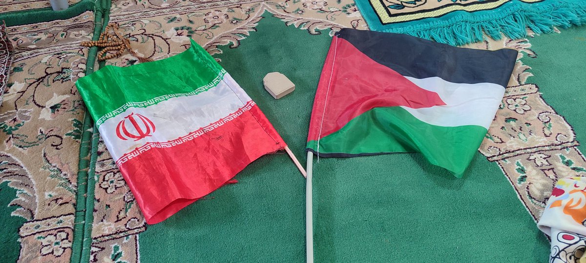 ایران امروز یکصدا دربرابر ظالمان ایستاده است.
این راه ختم به ظهور است،این مردم لایق ظهورند..
یا صاخب الزمان عجل علی ظهورک
#ایران_بیت_المقدس
#قدس_موعود