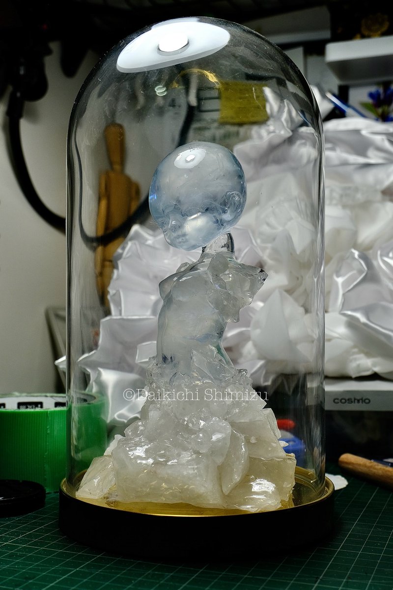 Daikichi_0636's tweet image. キラキラ鉱石のお人形さん

#創作人形　#artdoll　#創作　#art