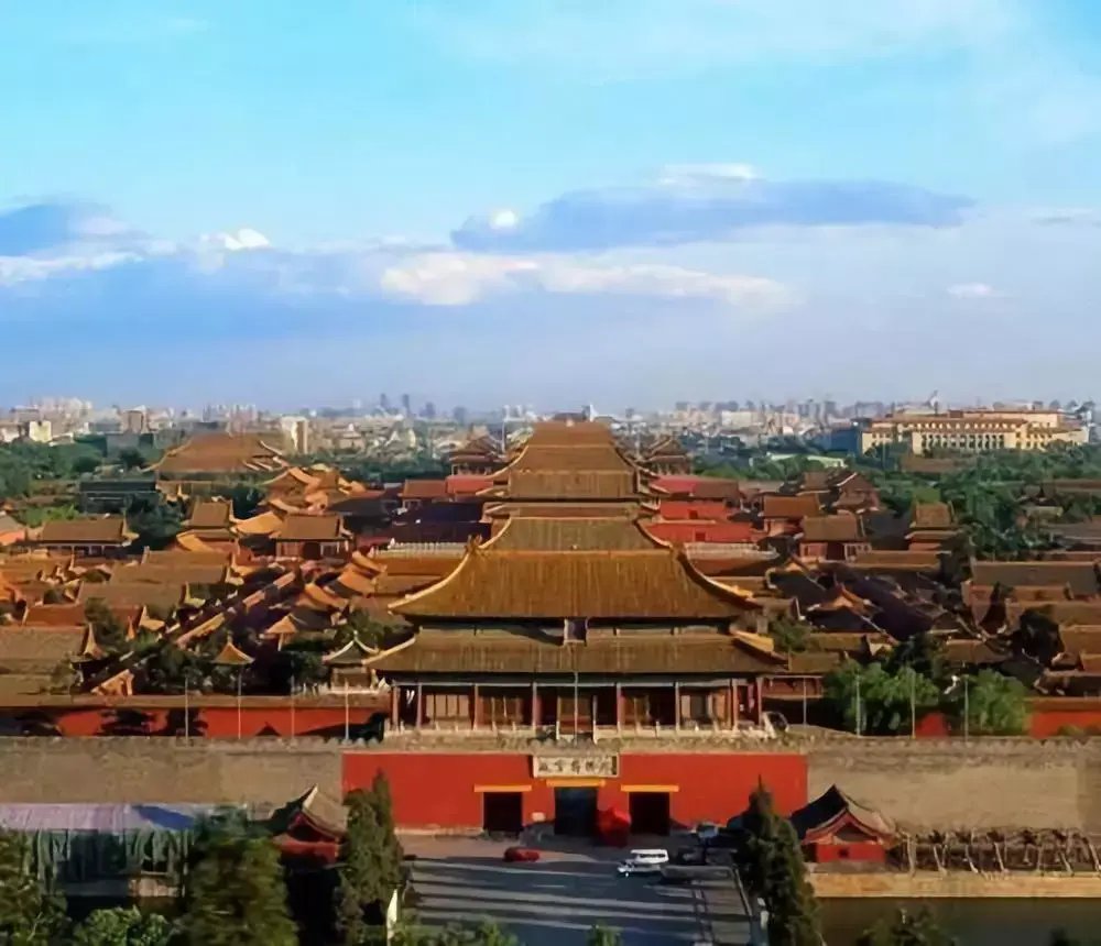 DawnKasie49448's tweet photo. The Shenyang Imperial Palace inherits the traditions of ancient Chinese architecture, mainly featuring Han-style architectural design, and holds high historical and artistic value.
#HanArchitecture #HistoricalCulture #ArtisticValue #ArchitecturalHeritage https://t.co/KQ6B69xaGt