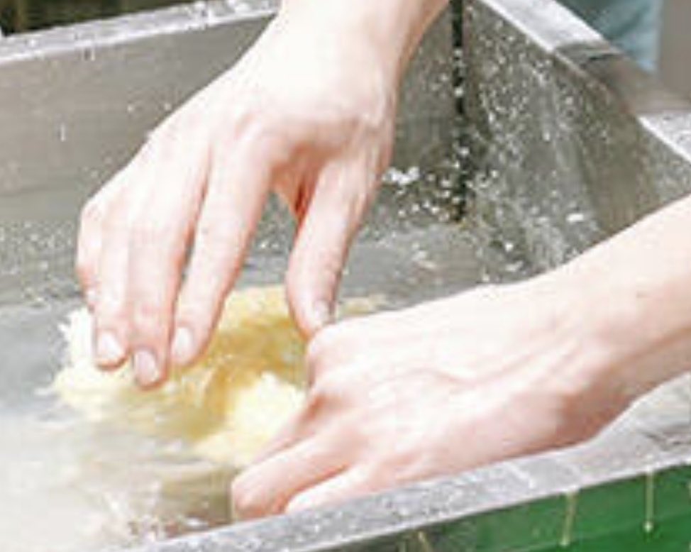 주헌 손 너무 이뻐...