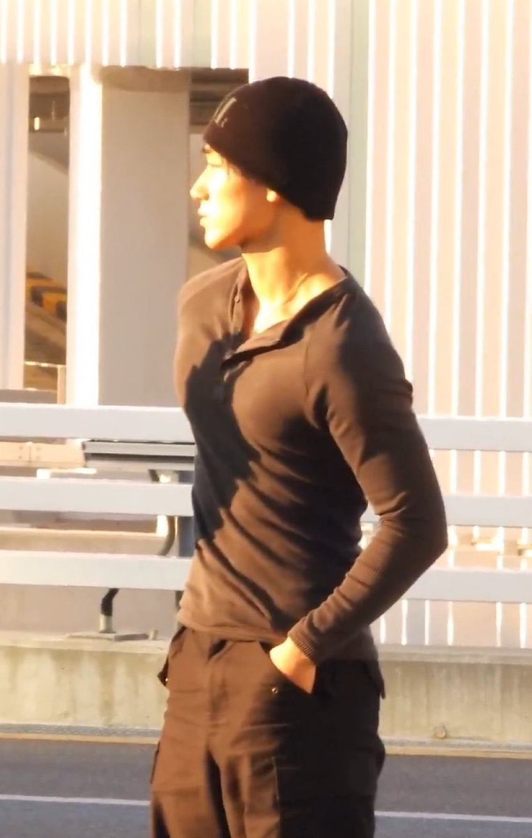 ais ৻ꪆ tweet media