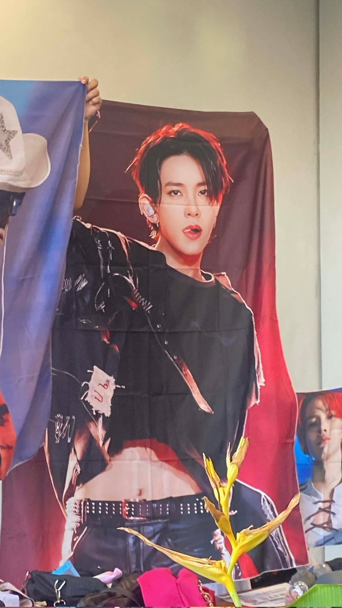 itzzjjf's tweet photo. ❤️🖤ENGENES at MOA!!🖤❤️
WALANG TITIGIL HANGGANG DI KUMPLETO ANG ENHYPEN!!

ENHYPEN IS SEVEN! 

희승이를 다시 엔하이픈으로 되돌리다!
#엔하이픈은_일곱이다
#엔하이픈은_7명이다
#엔하이픈_일곱을_지켜
#빌리프랩_설명해라 
credits sa vid; @ARBTSSS https://t.co/aJO6mxYVwn