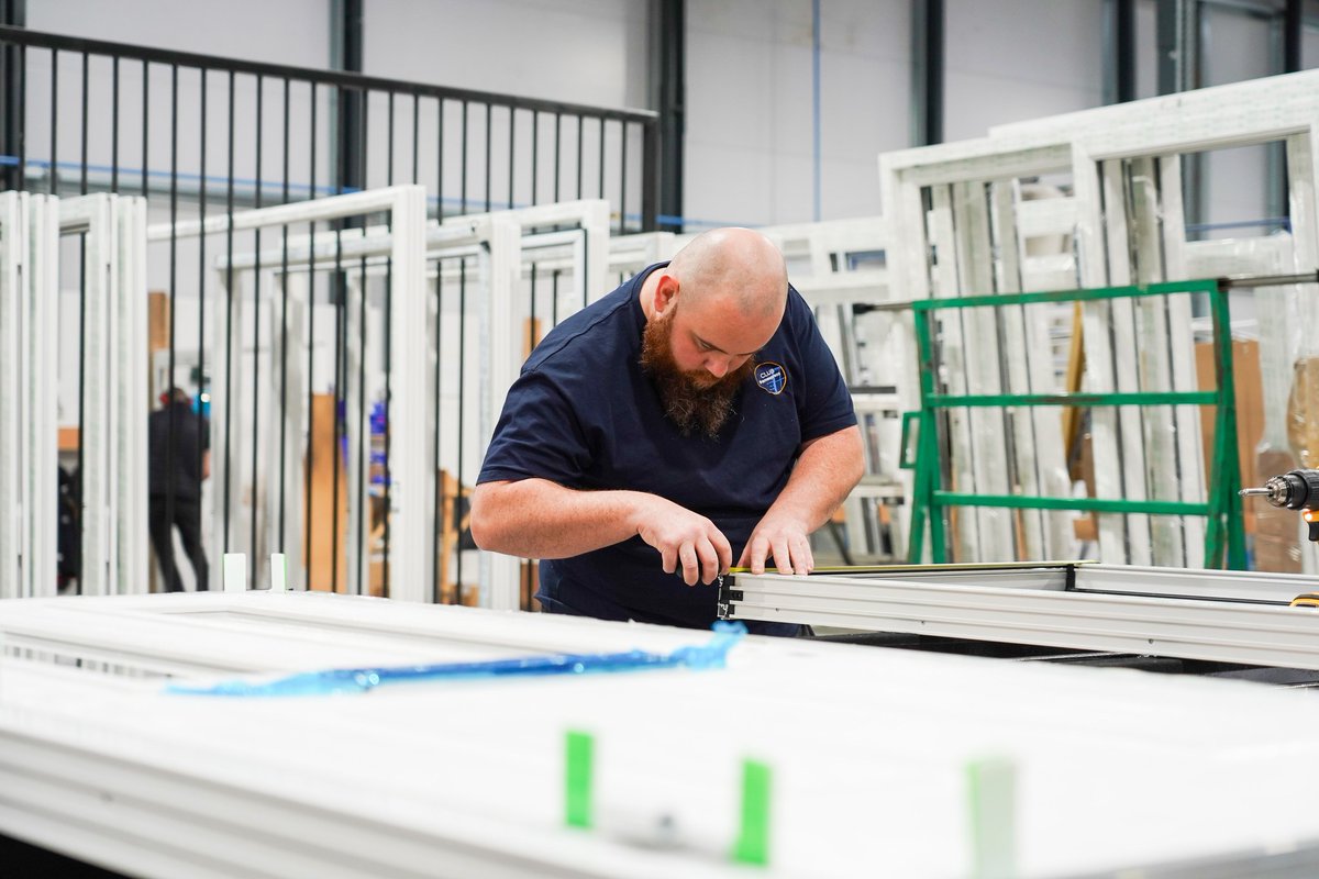 framexpress team tweet media