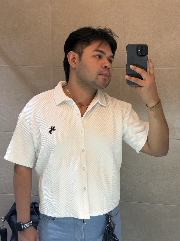 DocGeeyow's tweet photo. Casual fit to gym fit 🙃 https://t.co/UF06NVzVQS