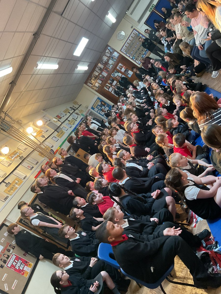 Moorside Community Primary Academy School tweet media