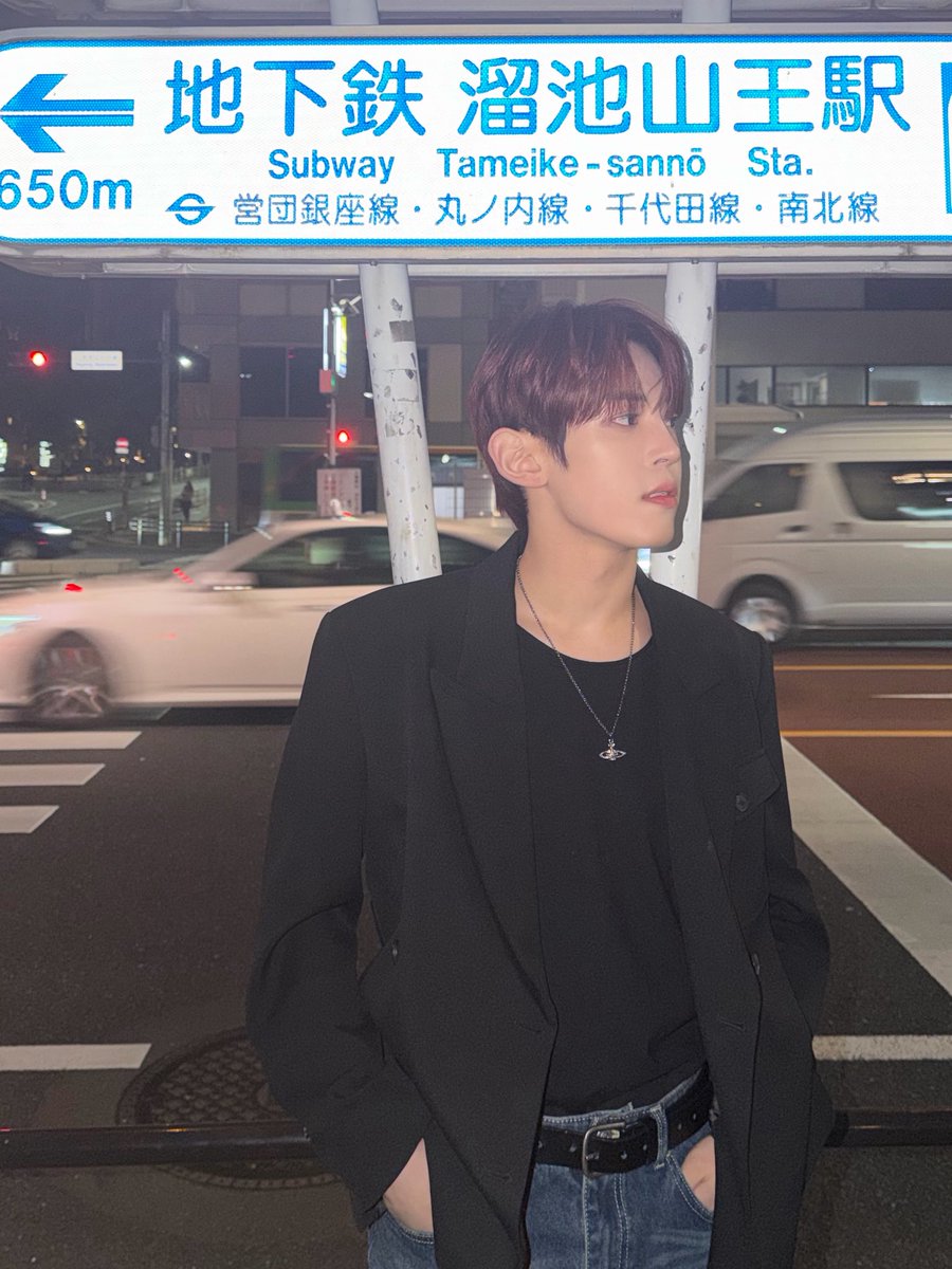 NOWZ_JAPAN's tweet photo. ╲⠀╲ ⋆⠀╲         ╲
   ╲⠀╲     ☾⋆.˚ ⠀ ╲ ⋆｡
      ☆⠀ ╲⠀⠀ ⊹   ⠀.   ☆
                  ⊹ ⠀⠀ ★ 

#NOWZ #나우즈 #ナウズ
#HYEONBIN #현빈 #ヒョンビン https://t.co/A8KShEcUeJ