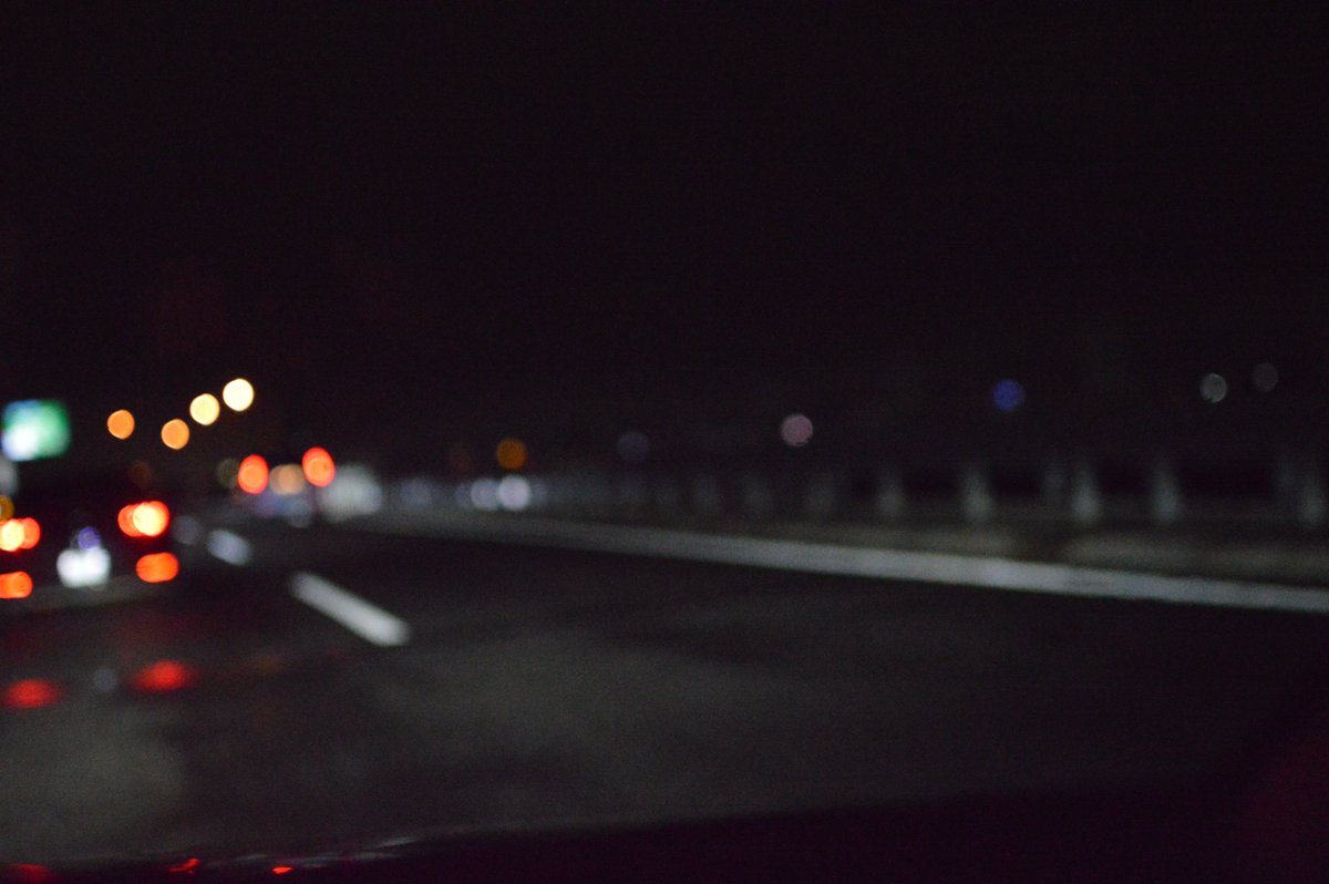 待望のカス案件シリーズ②
カメラを買いたての頃市原のメガ○ンキホーテで友人がカーミーティングをやるとのこと。撮影を頼まれたので軽い気持ちで引き受けたが外気温30度超え＆友人ドタキャンでタムラ君!まとめておいて！楽しんで！？？？えっ？？友人の家に行きフェンダーに蹴りを入れるか迷った。