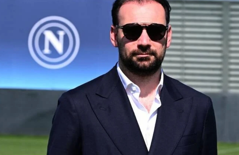 napolista's tweet image. #Manna: “Senza #Conte non saremmo terzi né avremmo vinto la #Supercoppa. Stiamo pianificando insieme il futuro”

A SportMediaset: "#McTominay è importante per noi. Ad oggi non abbiamo ricevuto offerte anche perché il calciatore non ha mai manifestato la volontà di cambiare aria.