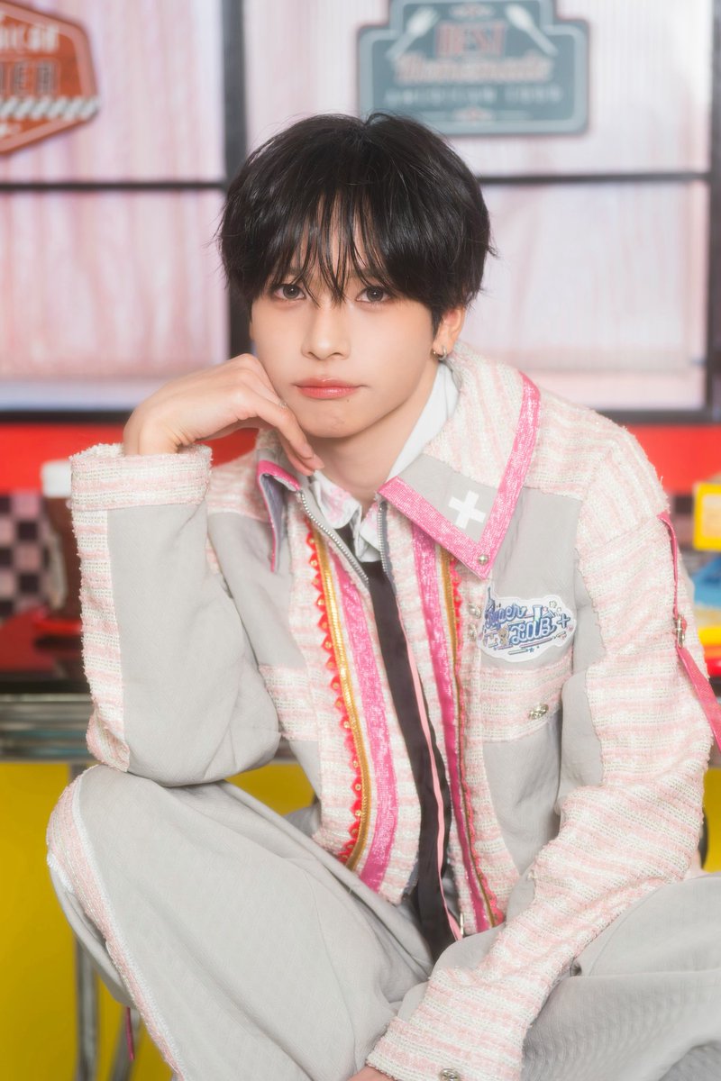 SUPALABO_masaru's tweet photo. ✦⋅.˳˳.⋅ॱ˙˙ॱ⋅.˳˳.⋅ॱ˙˙ॱᐧ.˳˳.⋅.˳˳.⋅˳.⋅ॱ˙˙ॱᐧ

    Super Labo+ 新9人体制visual⋆𖤐⡱

˳.⋅ॱ˙˙ॱᐧ..˳˳.⋅ॱ˙˙ॱ⋅.˳˳.⋅ॱ˙˙ॱᐧ.˳˳.⋅⋅.˳˳.⋅ॱ✦

新体制！新まさちゃんまん！！！

#すぱらぼ #すーぱーらぼ https://t.co/DWEUIQrX4A