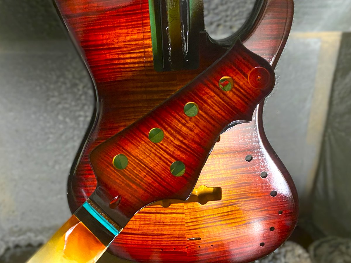 三木楽器 BASS SIDE tweet media