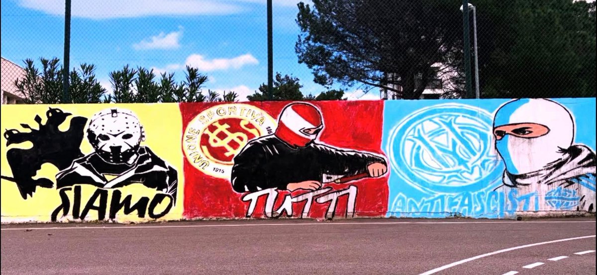 Antifa_Ultras tweet media