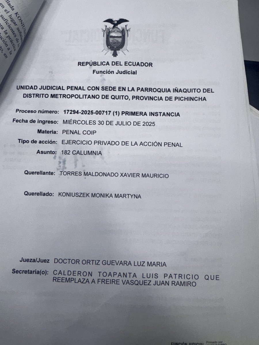 DEFENSA A MONIKA|| activista social que lucha contra la corrupción, y mujer valiente que está siendo perseguida judicialmente por el Contralor Mauricio Torres mediante una absurda QUERELLA PENAL por denunciar posibles actos de corrupción en la <a href="/ContraloriaECU/">Contraloría Ecuador</a> 
✍🏼 He asumido su