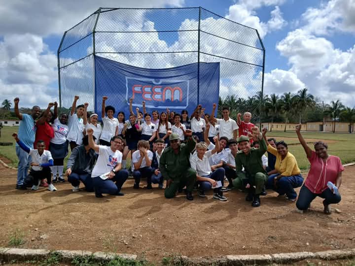Feem_mayabe's tweet photo. 🩵🩵//Cerramos con broche de oro el Bastión  estudiantil en la Escuela Provincial de la Defensa. Un espacio para el debate, la reflexión y, sobre todo, para demostrar que la unidad de los estudiantes es la mejor arma.  

¡#Mayabeque se hace sentir,dice presente!✊

#FEEMdeCuba https://t.co/MxKVKrU6dI