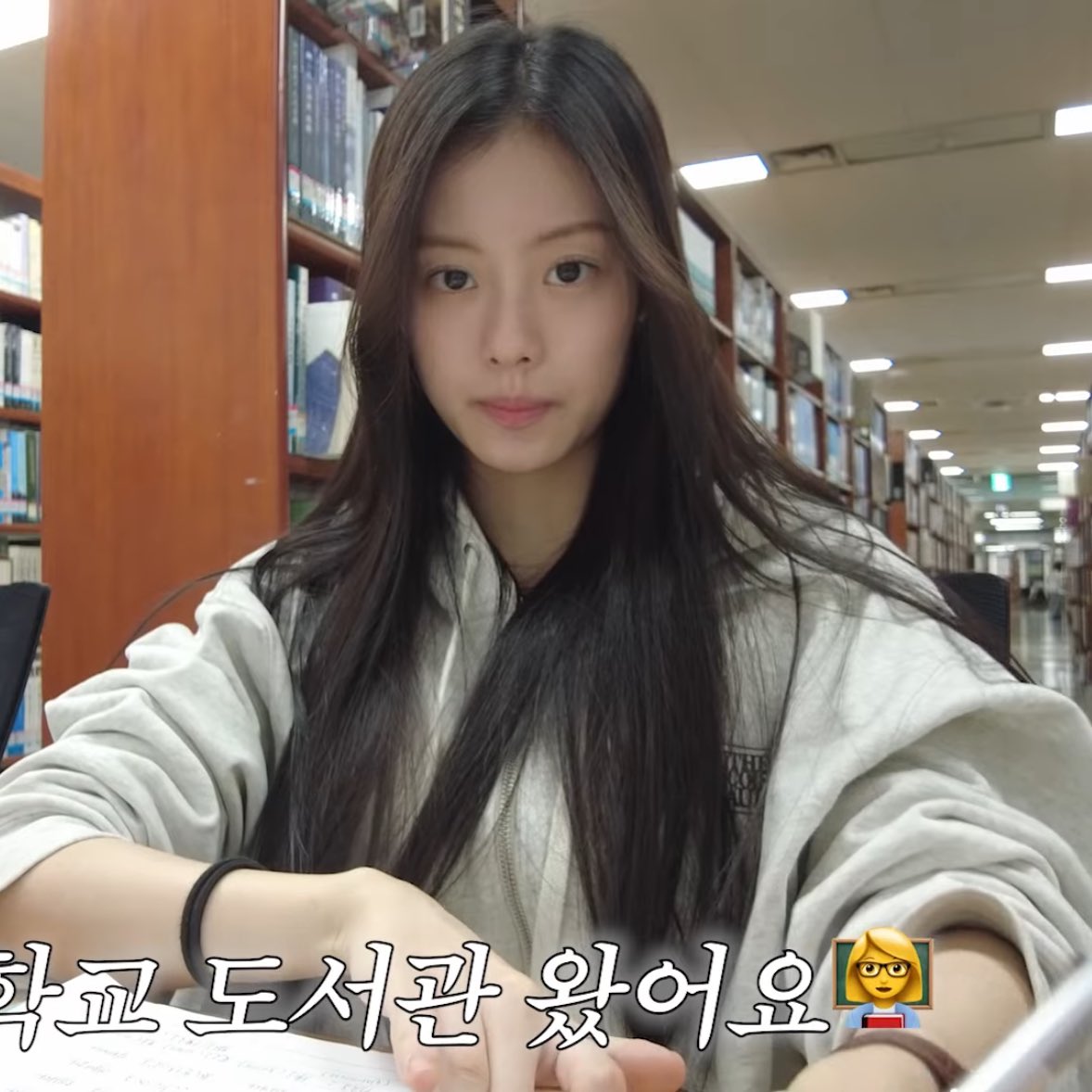 archiveforkgm's tweet photo. uni student garam🥹❤️ https://t.co/dzXwkdm0Jf