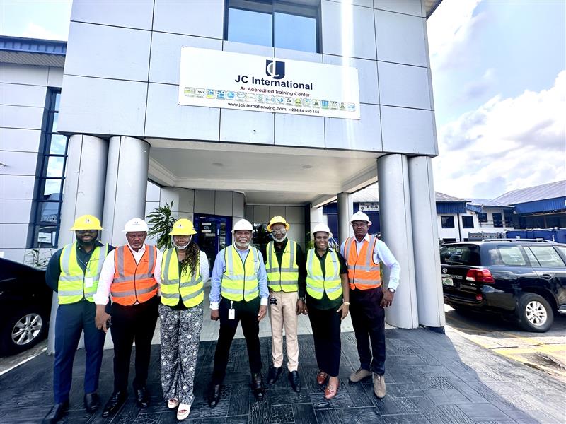 JC International tweet media