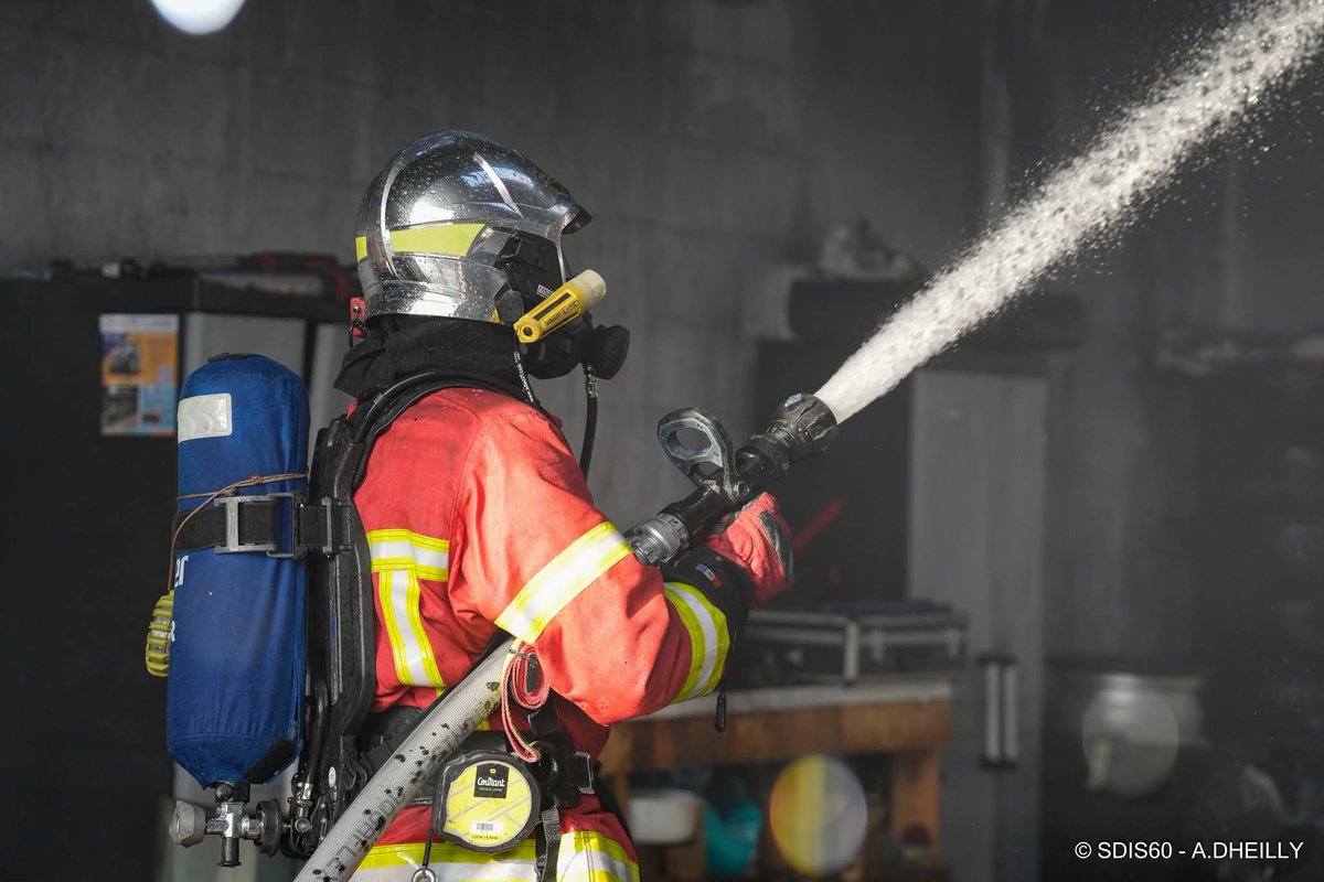 L'ACMOSS et le Réseau Radio du Futur (#RRF) tweet media