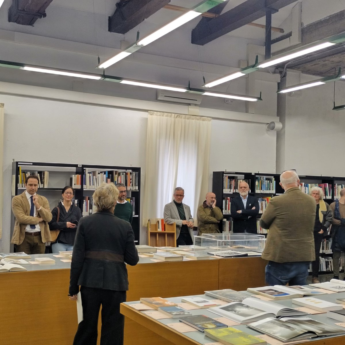 Biblioteca Iuav tweet media