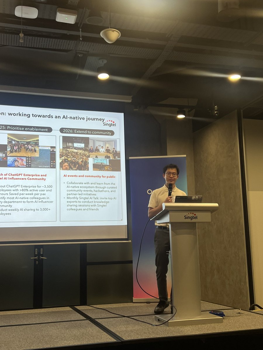 DanielTsk tweet media