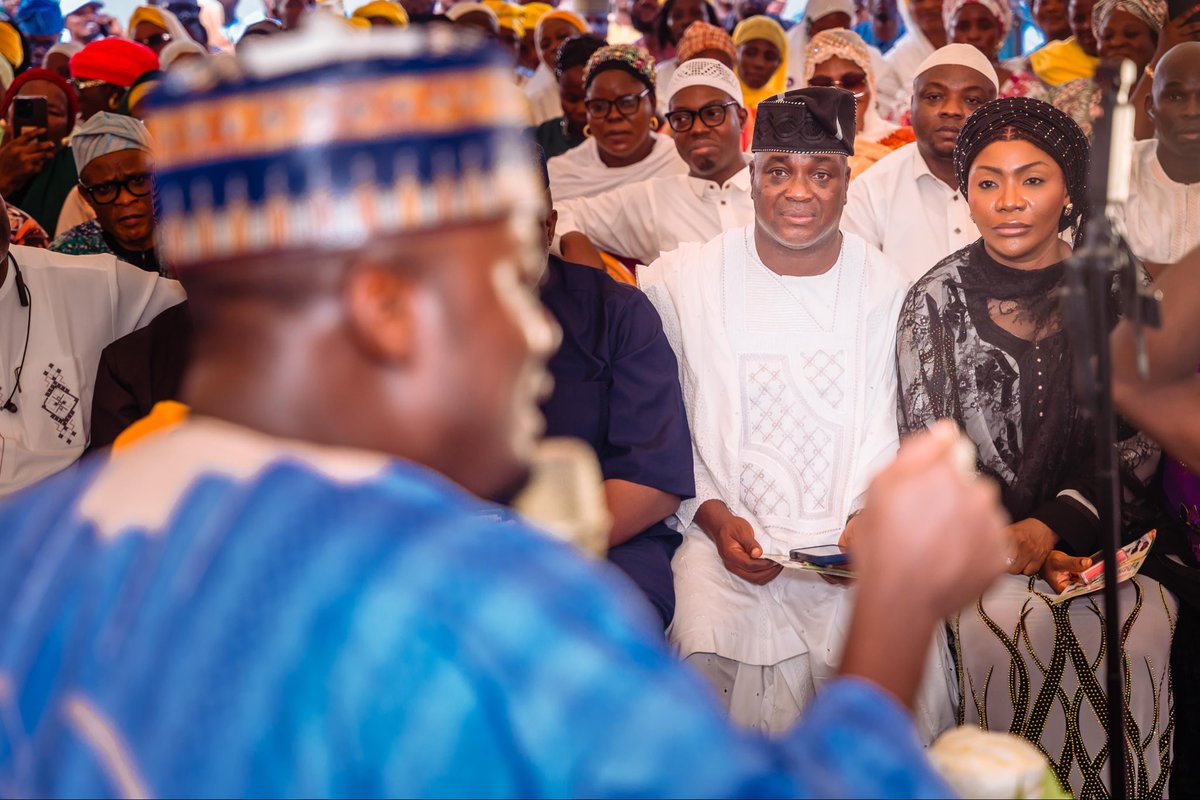Yesterday in Abeokuta, I hosted a Ramadan Lecture and Special Iftar with political associates, family, and friends, an evening marked by reflection, fellowship, and spiritual renewal in the blessed month of Ramadan. I am deeply grateful to Sheikh Jamiu Ajadi Sanusi, Imam