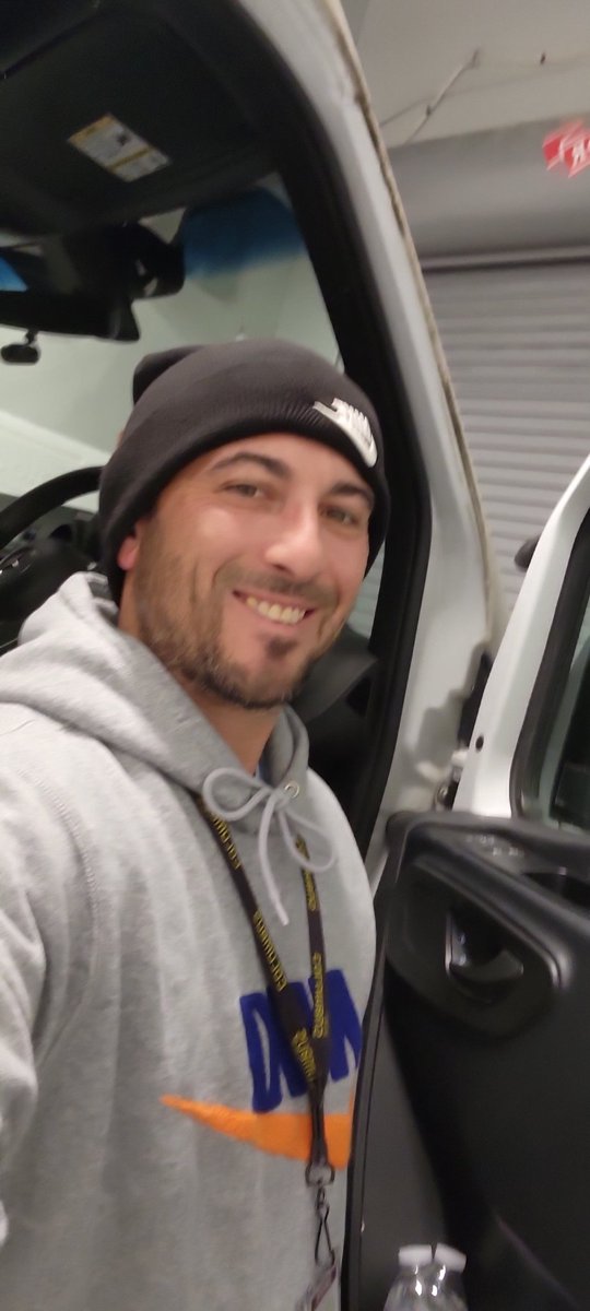 BuckeyeBilly4t's tweet image. That Friday smile! Have a good day and an even better weekend fam. Much love ! #StayLifted