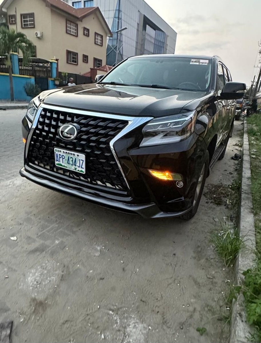 SOUTHCARNG_LTD's tweet photo. TGIF
SouthcarNg can have drivers with reliable vehicles waiting while you party hard this friday.
Overnight booking allowed.
Sonata | Hilux | Prado | Gx460
Send a dm with your party location to get a quote. Limited availability
WhatsApp/call: 09138601779
#Oblee https://t.co/6G0FJZR9YO