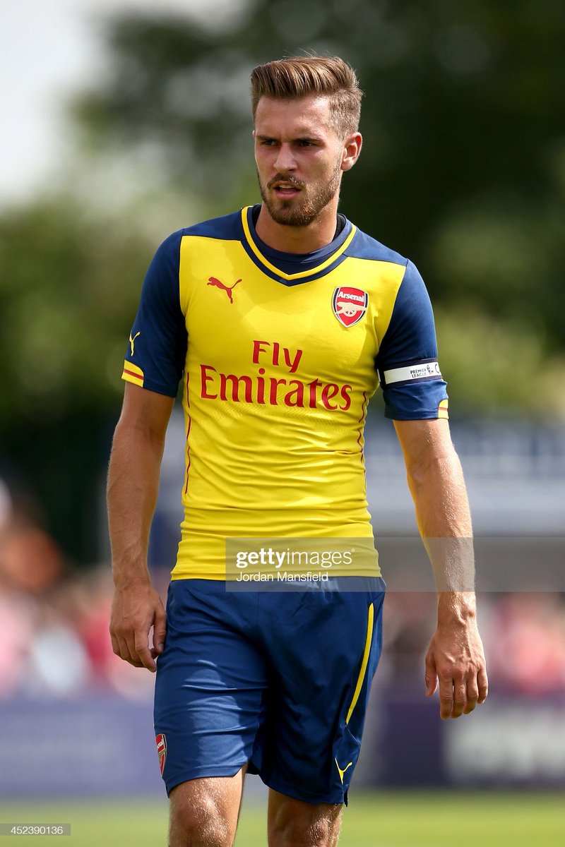 Throwback Arsenal tweet media