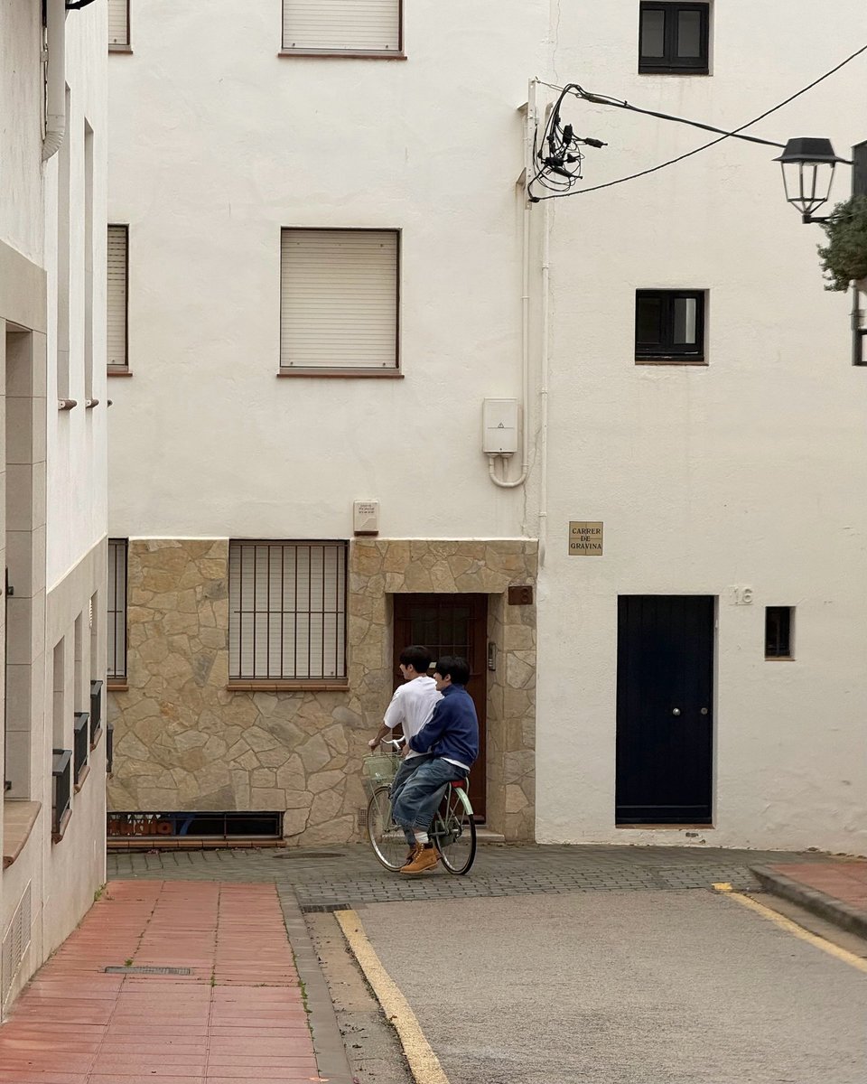 𝗶𝘇𝘂𝗺𝗶 tweet media