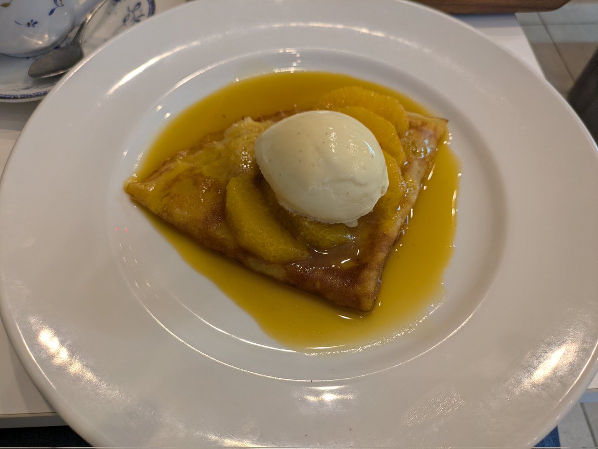 神楽坂を歩きました。