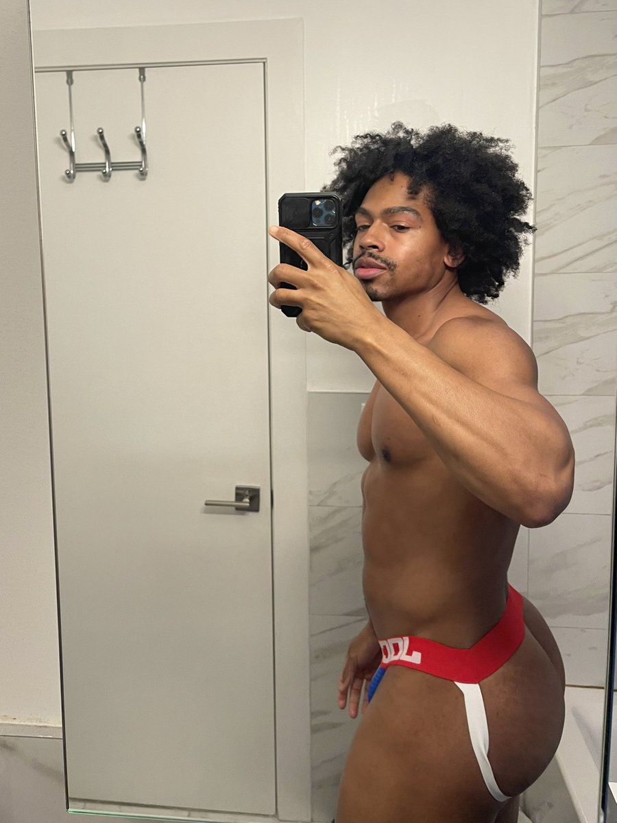 Denzell Theodore tweet media