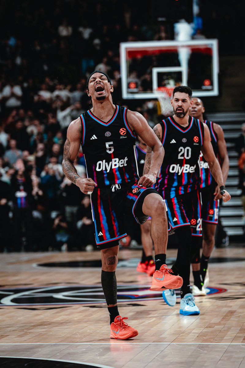 Paris Basketball tweet media