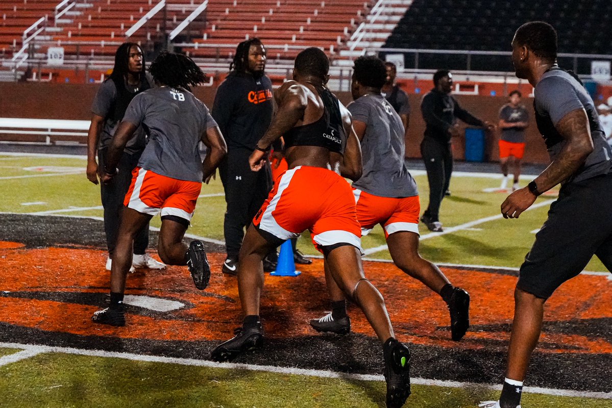 Coach Braxton Harris 🐪 tweet media