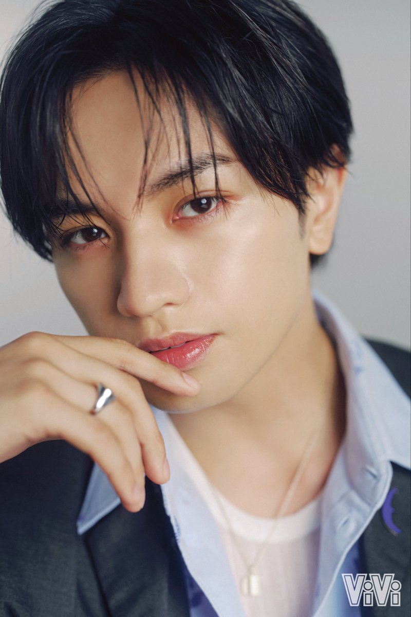 94__O313's tweet photo. 𝙃‌𝘼‌𝙋‌𝙋‌𝙔 ‌𝘽‌𝙄‌𝙍‌𝙏‌𝙃‌𝘿‌𝘼‌𝙔 🎂🥂💙
大好きな健人おめでとう🫶🏻
32歳もアイドル中島健人をたくさん魅せてね！
素敵な一年になりますように🪐︎🌟 https://t.co/YUjV8xfnqK