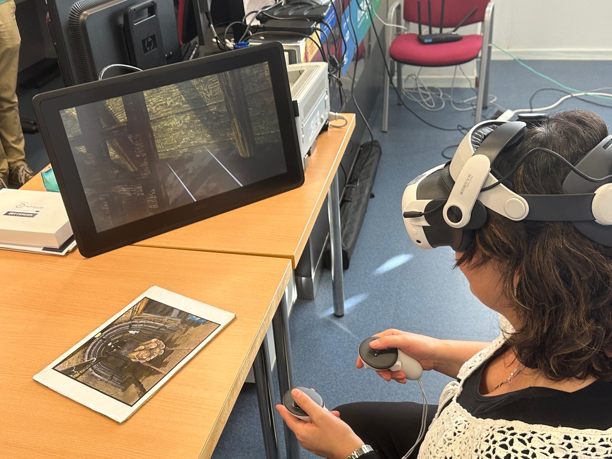 skicomcu's tweet photo. 🎖️👩💻 Talent is everywhere, access should too
#SkiComCu opens training paths in the copper sector for women, youth, migrants and people with disabilities
👉 YouTube: https://t.co/bMROrn4ML7
https://t.co/eSw5pwGBuq
#CopperWithoutBarriers #InclusionInSTEM #SkillsDevelopment https://t.co/QUWlTy6I7c