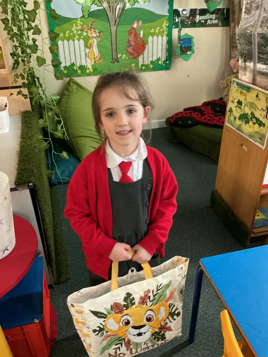 StSavReception tweet media