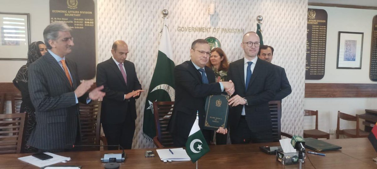 Ina Lepel tweet media