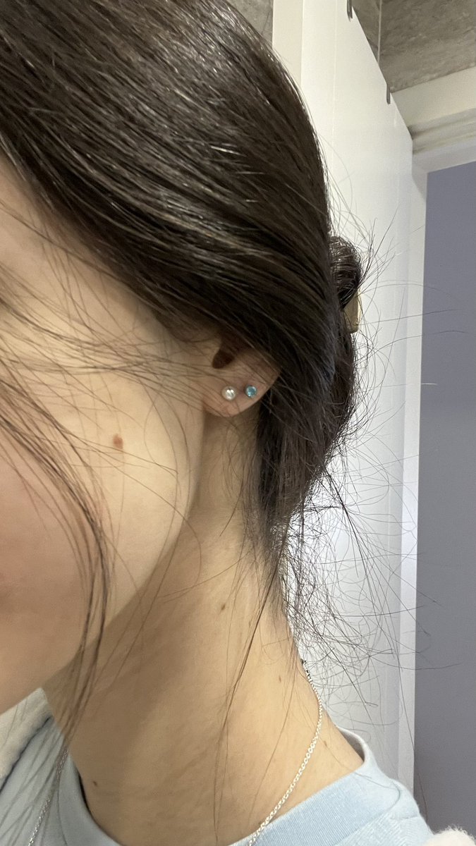 Poco a poco me voy haciendo los piercings (poco a poco y tengo hora para otro esta tarde sbs)